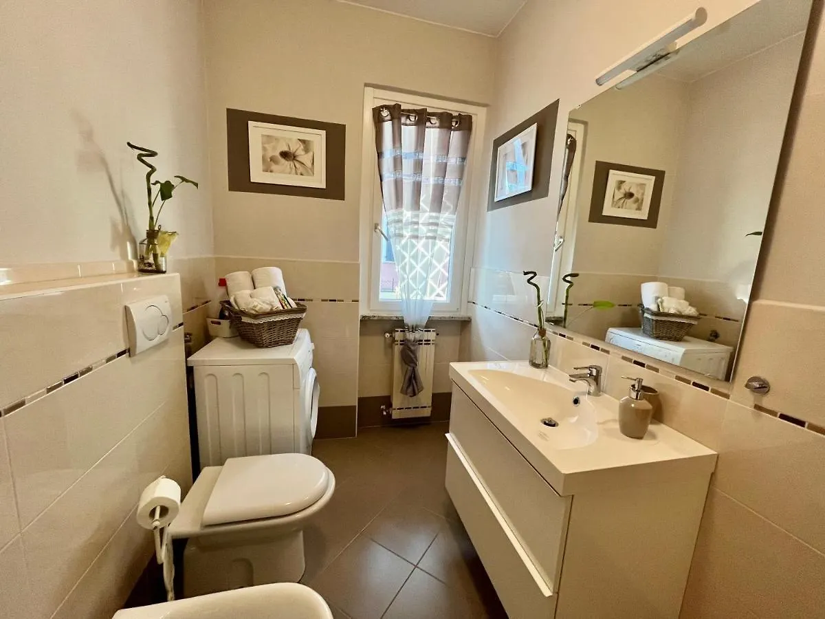 Your Studio Apartment In Сирмионе