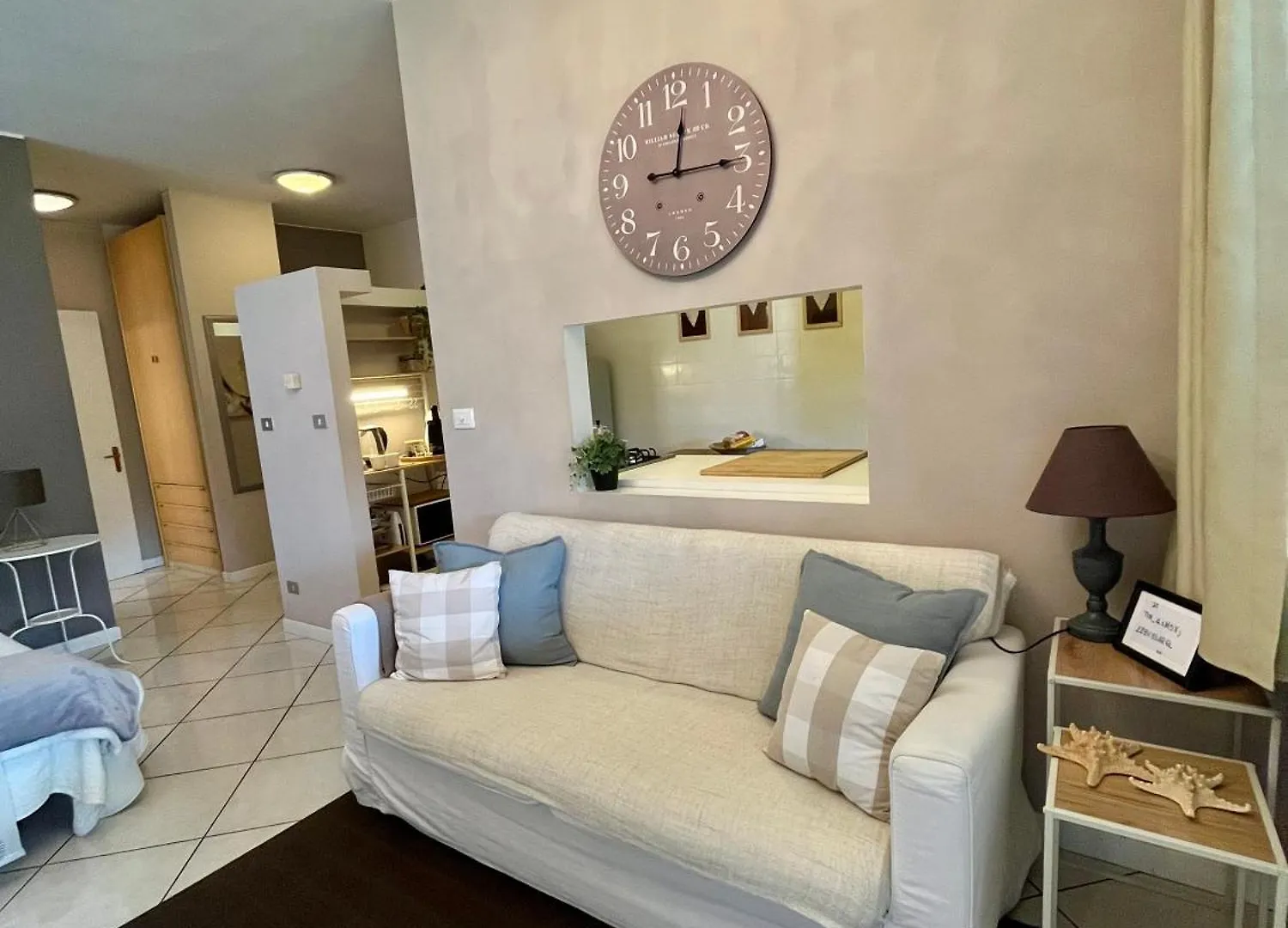 Your Studio Apartment In Сирмионе